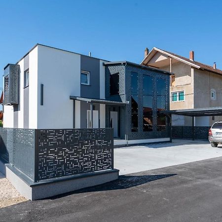 Hazam Apartmani Sanski Most Bagian luar foto