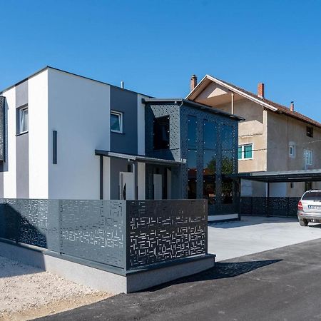 Hazam Apartmani Sanski Most Bagian luar foto